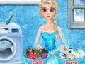 Oyunu Elsa Washing Clothes