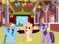 Oyunu Party at Fynsy's. Celebrating with ponies