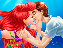 Ariel ve Prens Sualtı Öpüşme 