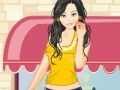 Oyunu Beautiful young woman shopping
